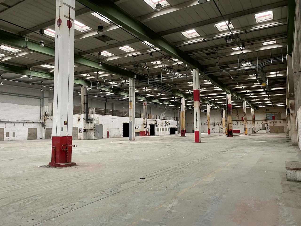 Local d'activité Le Grand-quevilly 8320m² Location local d'activité Le Grand-quevilly Seine-Maritime OLACT2530196 0